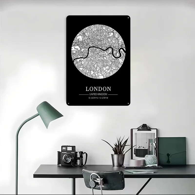 لوحة معدنية بتصميم خريطة مدينة - مراجعة Retro Gaming London وسعره